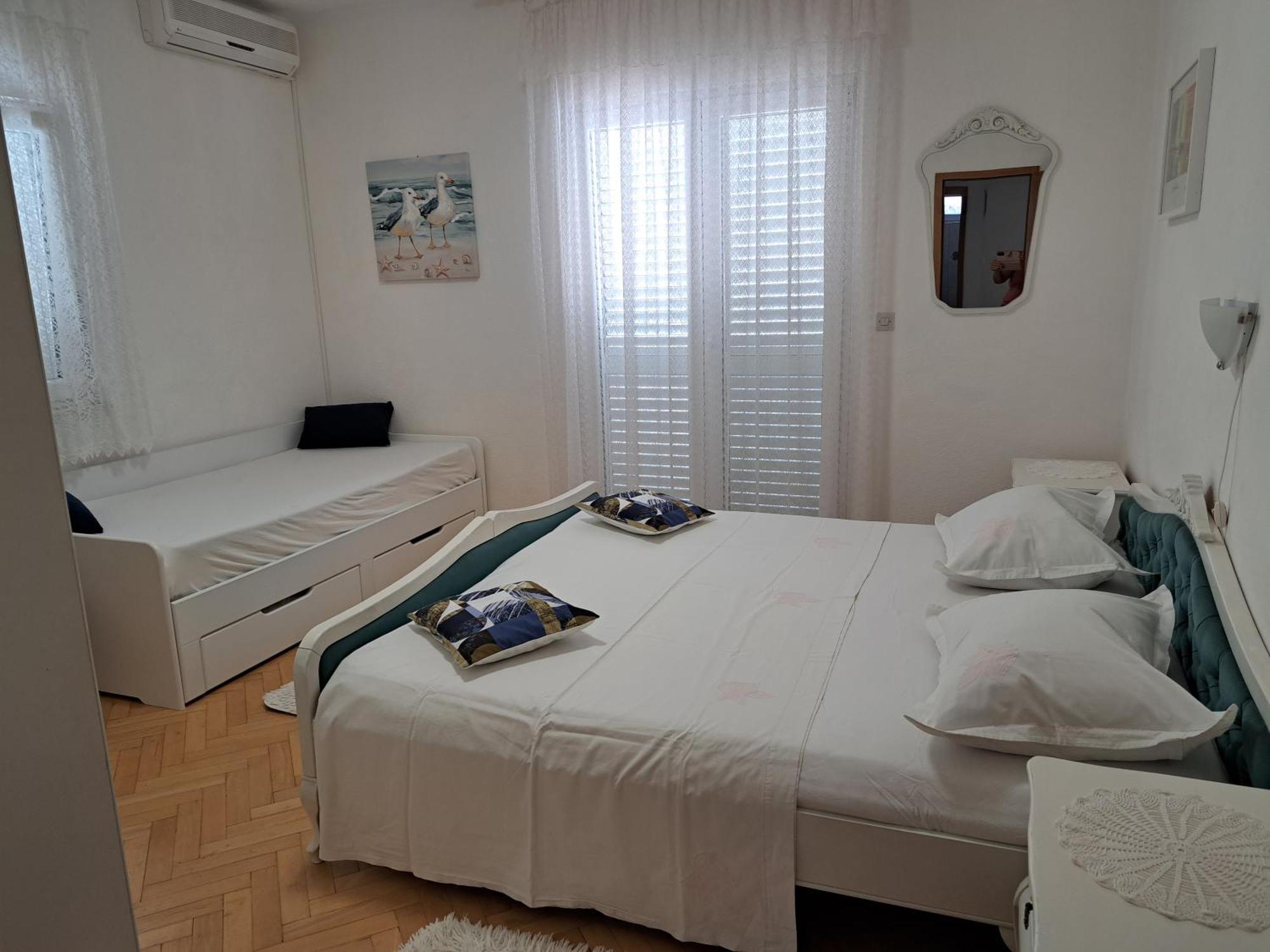 Jelaska Apartment Марина Экстерьер фото