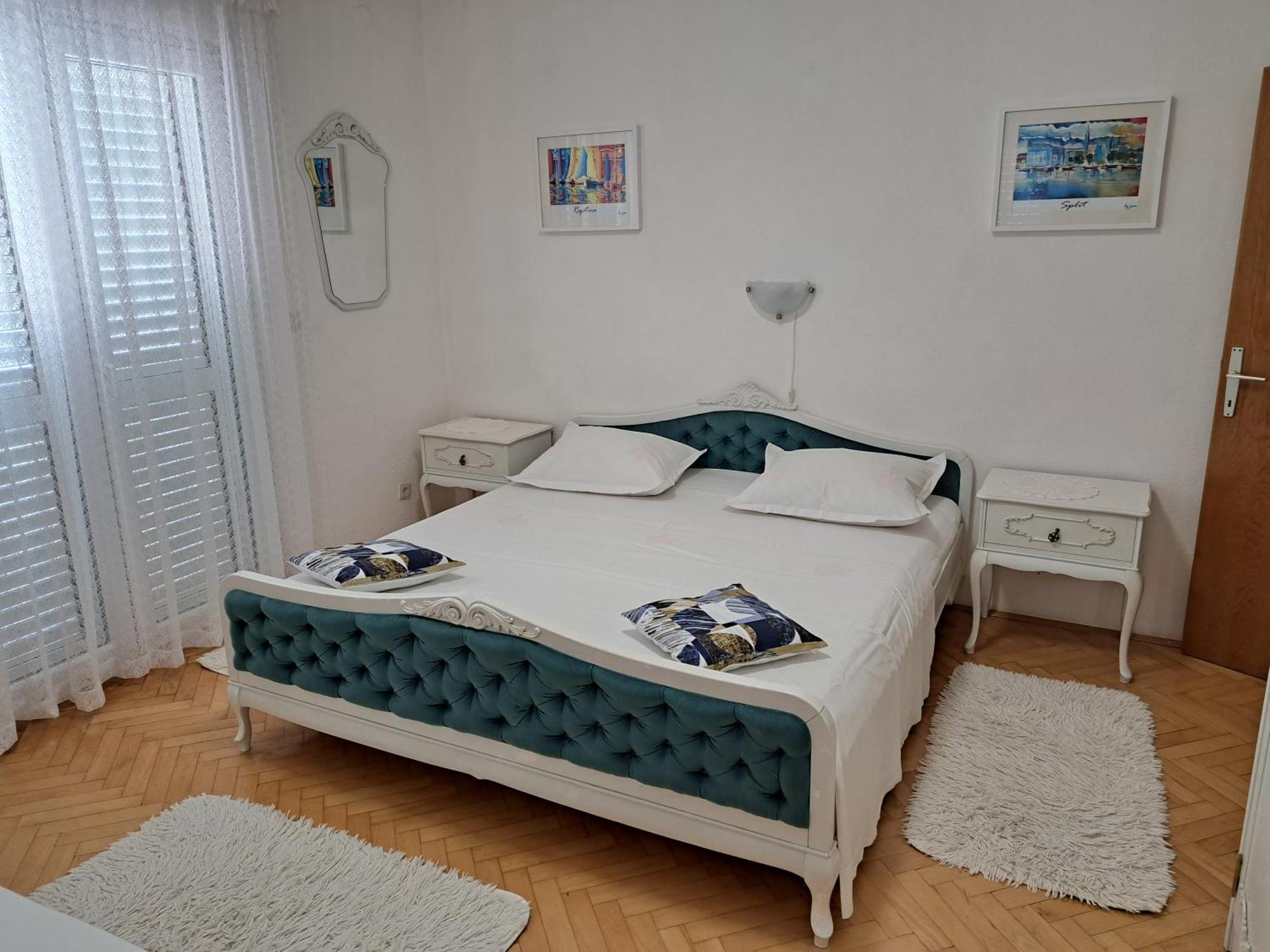 Jelaska Apartment Марина Экстерьер фото
